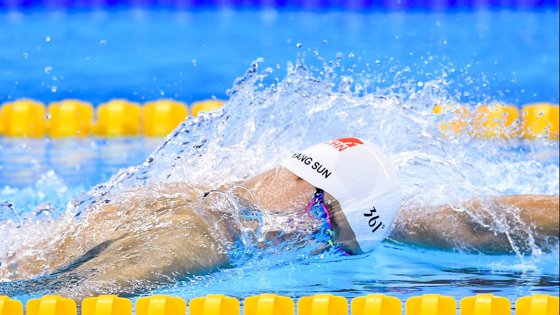 开云体育在线-深圳队速胜雄鹿，克莱成为关键先生